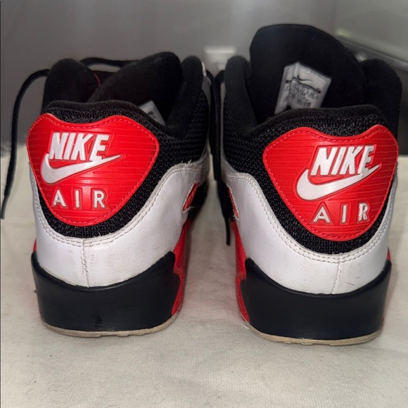 Nike Air Max Sneakers Black Red and Gray - Picture 3 of 8